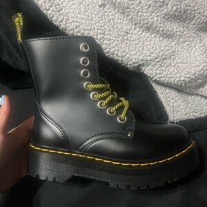 Black combat marten style 7.5 women’s